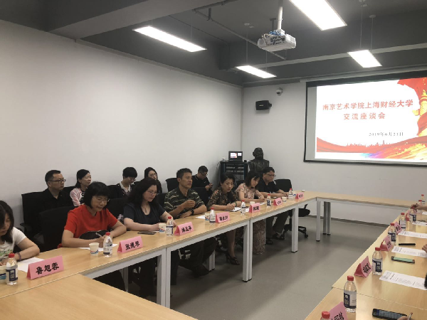 英国上市公司365