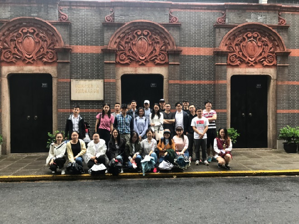 英国上市公司365